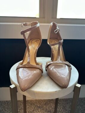 Jessica Simpson Nude Patent T-Strap Pointed Pumps